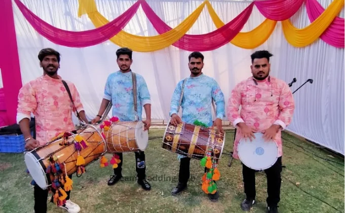 Raj Bhatt Punjabi  Rajasthani Dhols